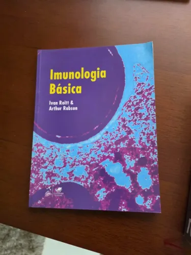 Livro de Imunologia em ótimo estado