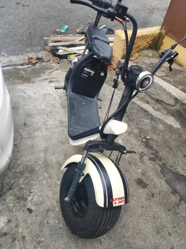 Scooter elétrica X7 1.500 Watts
