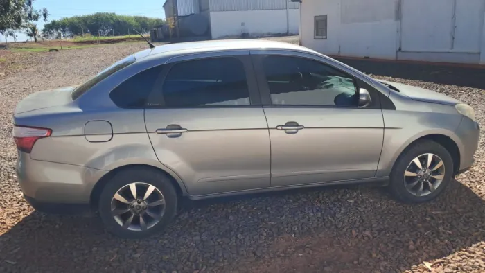 Fiat Grand Siena Attrac. 1.4 EVO F.flex 8V 2013