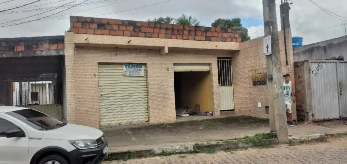 Ponto de comércio com quatro casas nos fundos, rua ibiapina 201, mangabeira, feira de sant