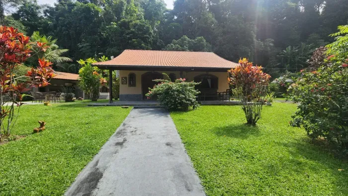 Oportunidade! Sítio com 3.650m² em Guapimirim - natureza e lazer completo