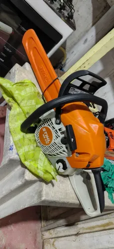 Vendo motosserra Stihl 212