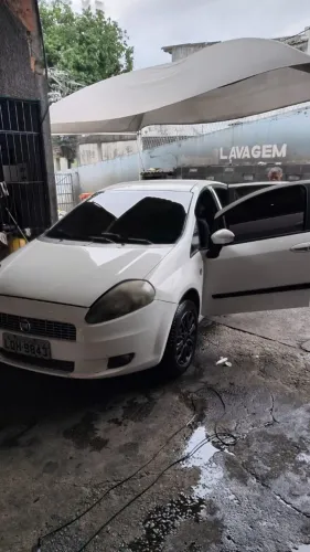 Fiat Punto Attractive Italia 1.4 F.flex 8V 5P 2012