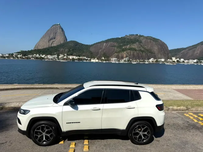 Jeep Compass Long. T270 1.3 TB 4X2 Flex AUT 2025