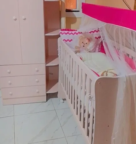 Vendo esse berço em ótimo estado de conservação. 