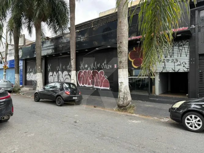 Salão no Mandaqui, 210 m² com 01 sala e 04 banheiros