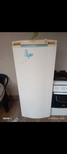Vendo geladeira Consul