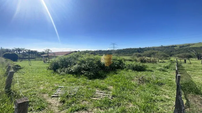 Terreno - Contendas - Valinhos/SP.