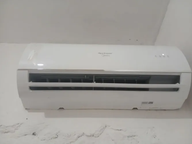 Vende-se ar condicionado 9 mil BTUs