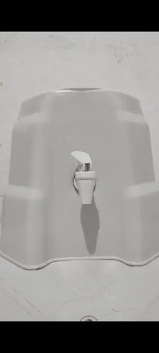 Suporte de plástico para galão de água