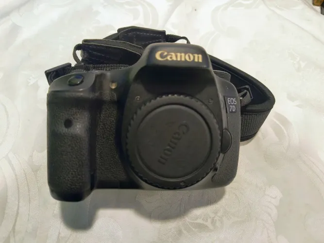 Canon 7D 