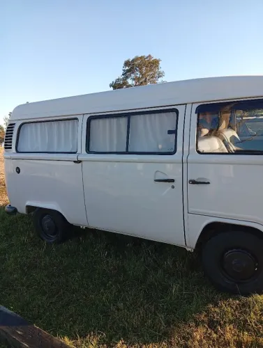 Volkswagen Kombi Standard 1.4 MI Total Flex 8V 2014