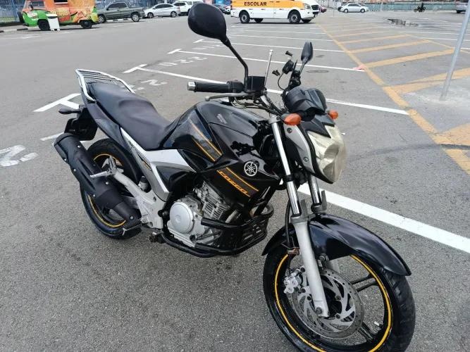 Yamaha Fazer 250 Novinha