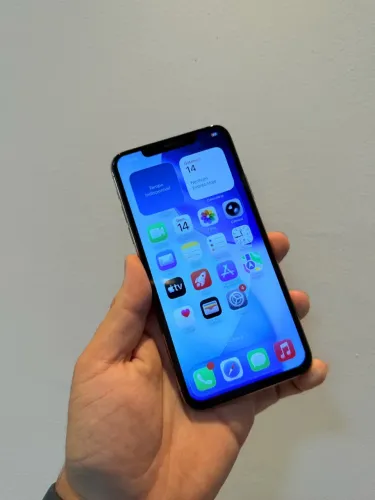 IPHONE 11 pro Max 64 GB GOLD