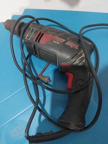 Furadeira skill 570w