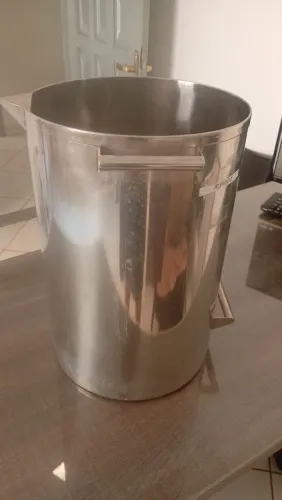 balde de inox 316 , 30 l, graduada