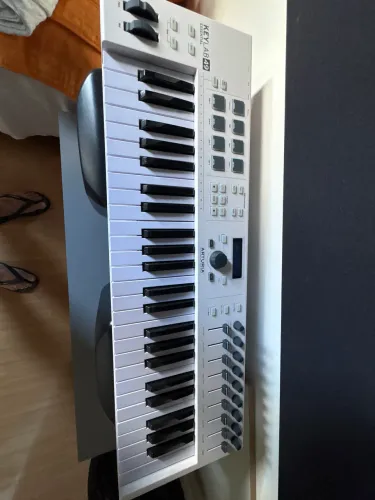 Teclado Controlador ARTURIA KEYLAB49 Essential