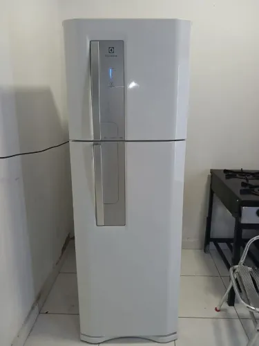 Vendo geladeira Electrolux!