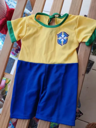 Fantasia cop do Brasil menino 1 ano