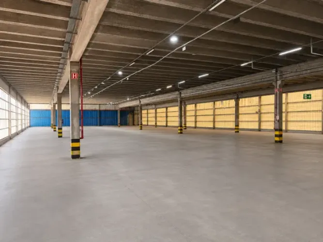 Galpão Logístico para Locação com 6.847,54 m² | São José/SC