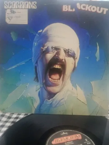 DISCO DE VINIL, SCORPIONS BLACKOUT 1982