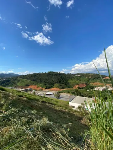 Terreno à Venda - Alfa Sul, Manhuaçu