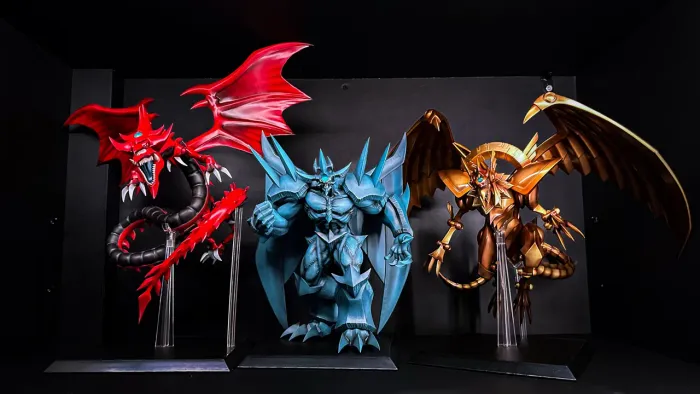 Deuses egipcios kotobukiya yugioh (rá, slifer e obelisco) LEIA