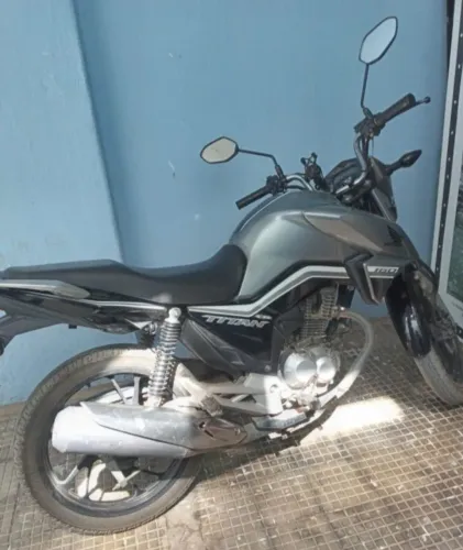 Moto seminova Titan 160