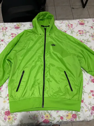 corta vento nike verde limão m