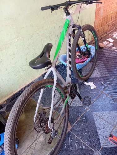 Vendo bicicleta lotus com nota