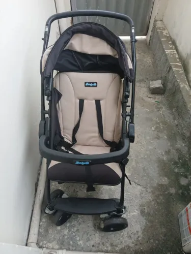 Carrinho de bebê