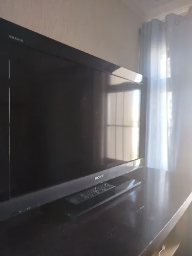 TV Sony Full HD de 32" com Controle