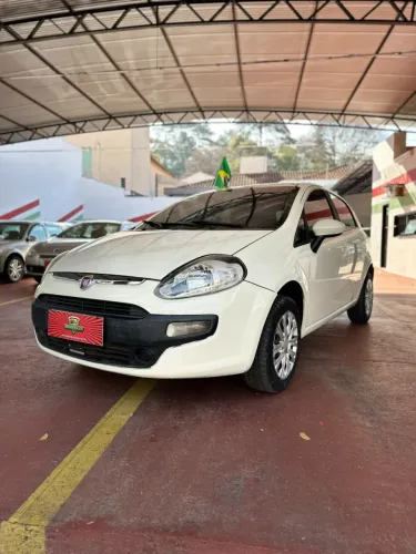 Fiat Punto Attractive 1.4 Fire Flex 8V 5P 2015