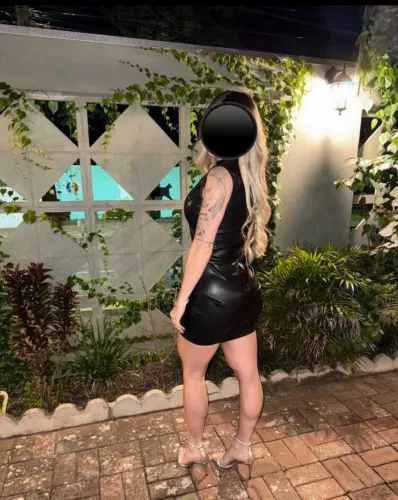 Vestido preto courino 