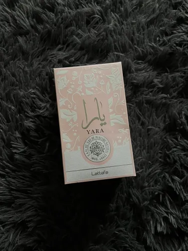 Perfume árabe lattafa yara elixir