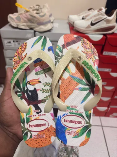 SANDÁLIAS HAVAIANAS BY FARM