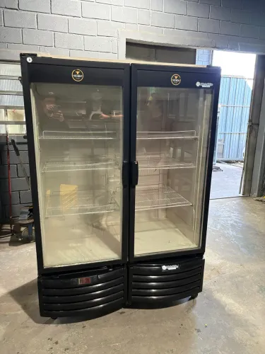 Cervejeira 2 Portas Metalfrio (Aceito Cartão)
