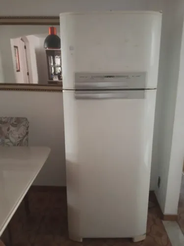 Geladeira Electrolux DF48 Celebrate Frost Free Duplex - 411 Litros