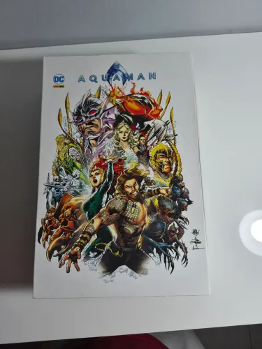 Box HQ Aquaman Os Novos 52 Completo com Luva + Liga da Justiça (Geoff Johns)