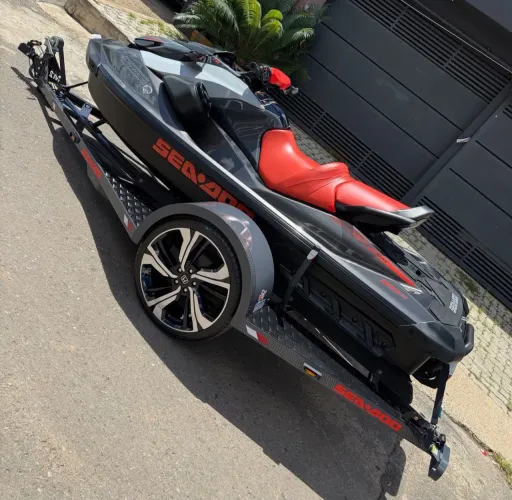 Jet ski GTI 170se apenas 45h e carreta premium 2026