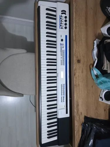 Teclado Casio PX5S
