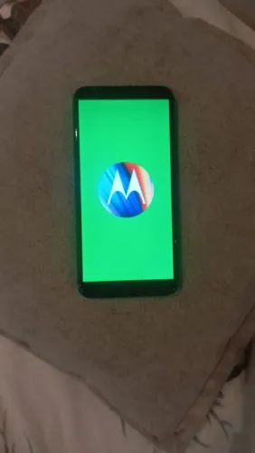 Celular moto E6 Play