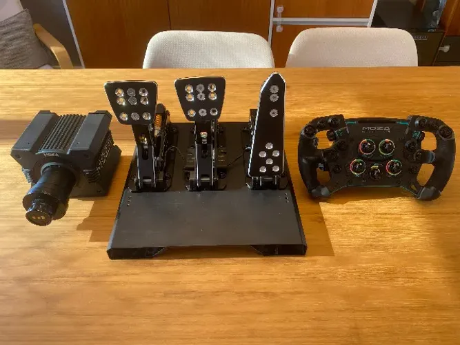 Kit Direct Drive Moza completo (volante + pedal + base)