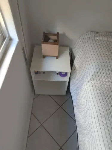 Mesa de cabeceira