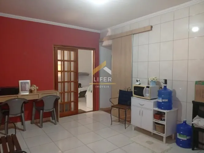 CASA À VENDA NO PQ. JAMBEIRO