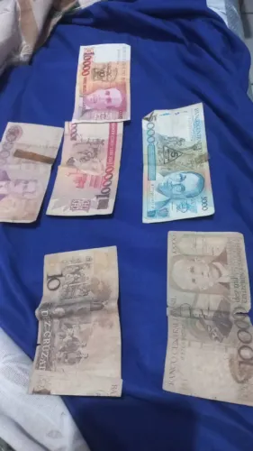 dinheiro antigo - ira pegar este pacote