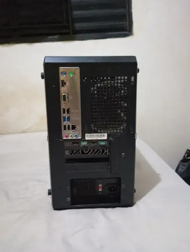 PC Gamer i5 10ª Gen - RX 6600 XT 8GB - 16GB RAM - 1TB SSD