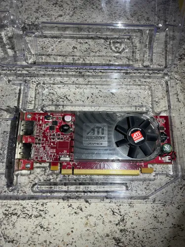 ? PLACA DE VÍDEO ATI Radeon HD3470 256MB - NOVA, NUNCA USADA! ?