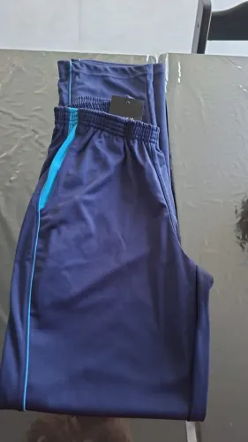 Uniforme da escola adventista