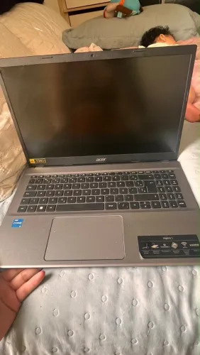 Notebook Acer Muito Conservado